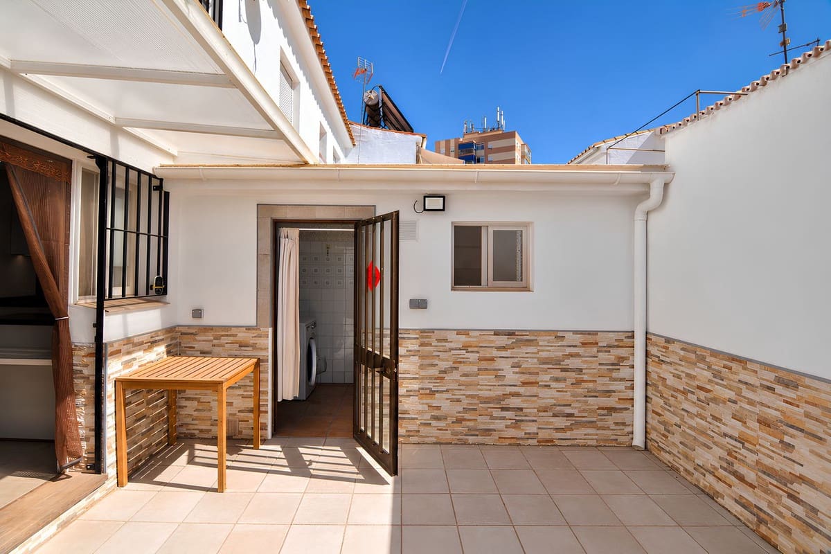 3 soverom Villa til salgs i Fuengirola med garasje - € 598 000 (Ref: 10140766)
