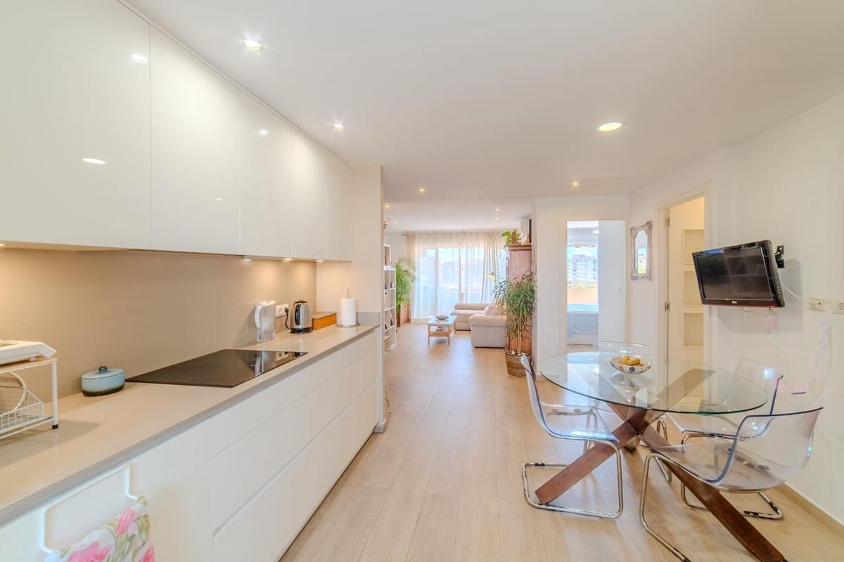 Apartamento de 3 habitaciones en Málaga ciudad en venta - 430.000 € (Ref: 10140774)