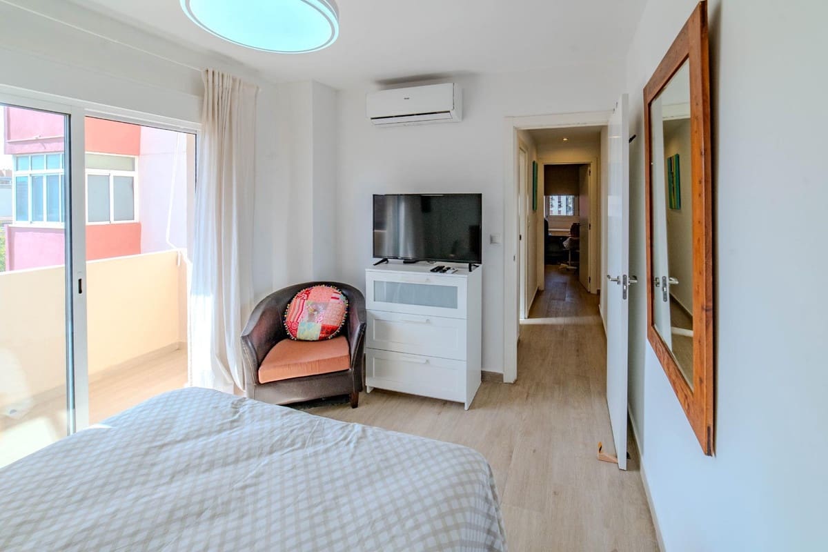 Apartamento de 3 habitaciones en Málaga ciudad en venta - 430.000 € (Ref: 10140774)