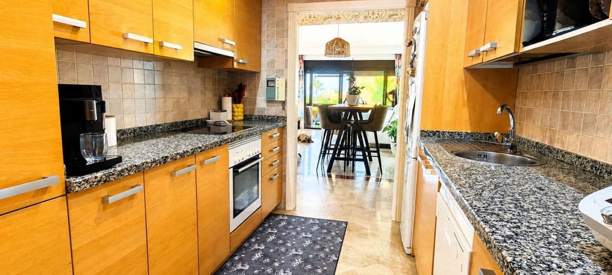 2 slaapkamer Appartement te koop in Buenas Noches met zwembad garage - € 445.000 (Ref: 10140787)