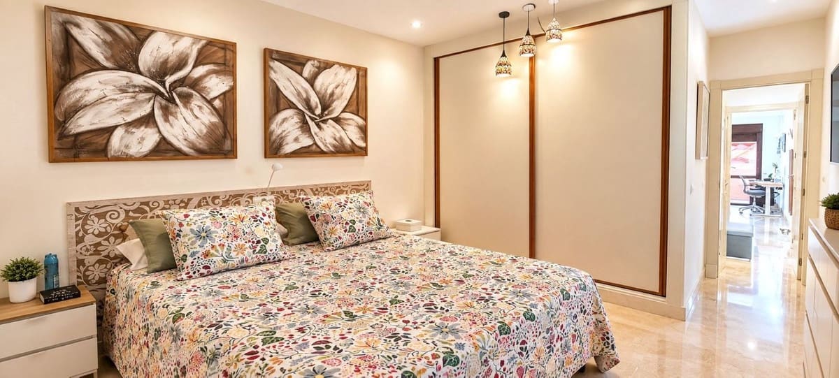 2 slaapkamer Appartement te koop in Buenas Noches met zwembad garage - € 445.000 (Ref: 10140787)