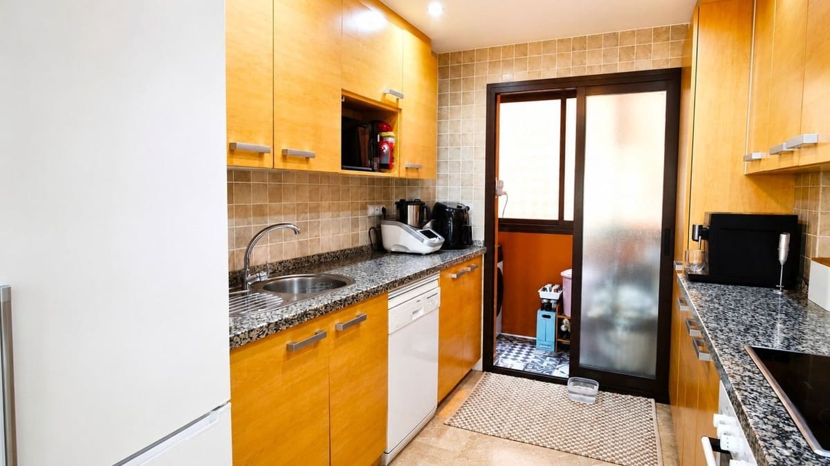 2 slaapkamer Appartement te koop in Buenas Noches met zwembad garage - € 445.000 (Ref: 10140787)