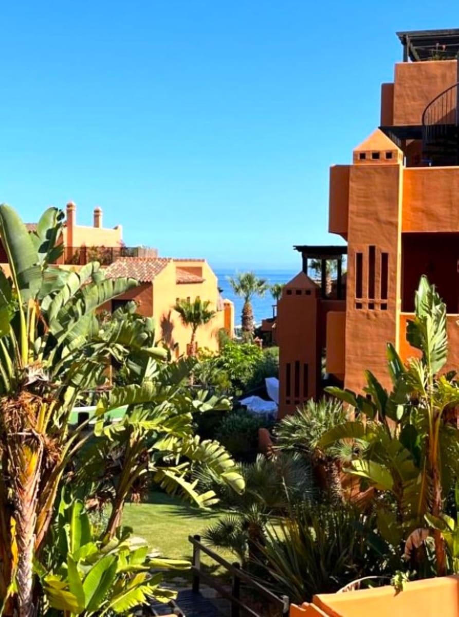 2 slaapkamer Appartement te koop in Buenas Noches met zwembad garage - € 445.000 (Ref: 10140787)