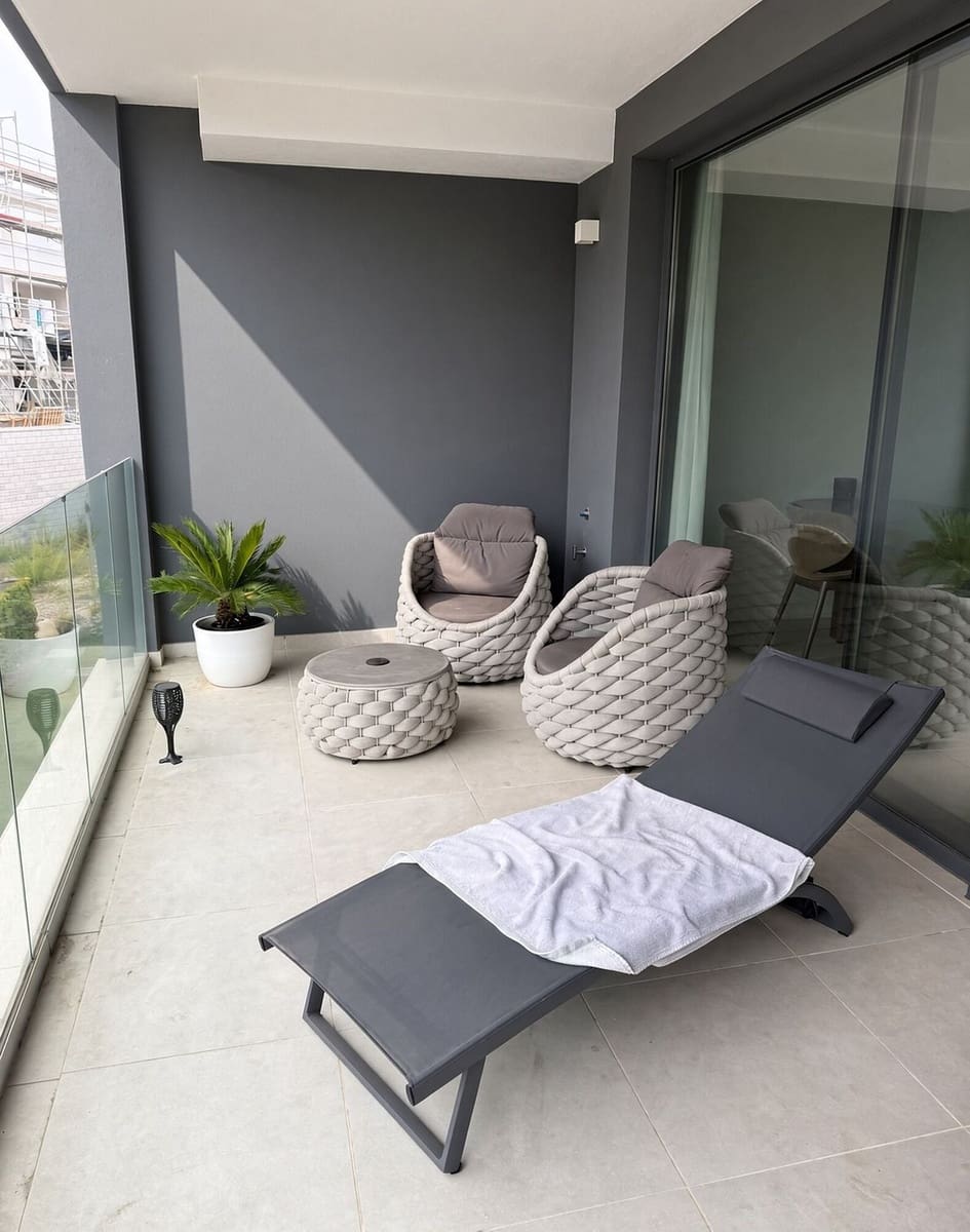 1 bedroom Apartment for sale in New Golden Mile with pool garage - € 415,000 (Ref: 10140797)