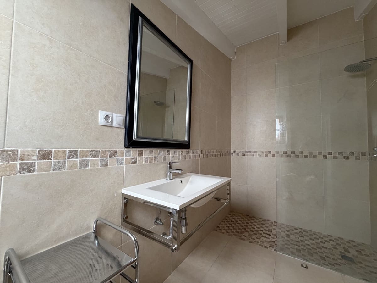 9 sypialnia Willa na sprzedaż w Mijas Costa z basenem garażem - 2 495 000 € (Ref: 10140810)