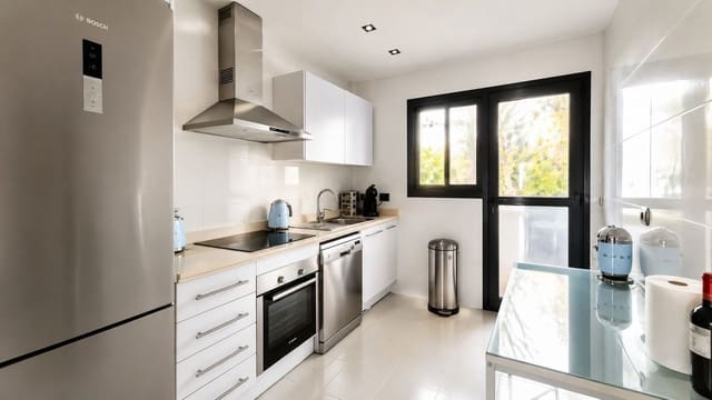 2 soveværelse Lejlighed til salg i Doña Julia Golf, Casares med swimmingpool garage - € 399.950 (Ref: 10140811)