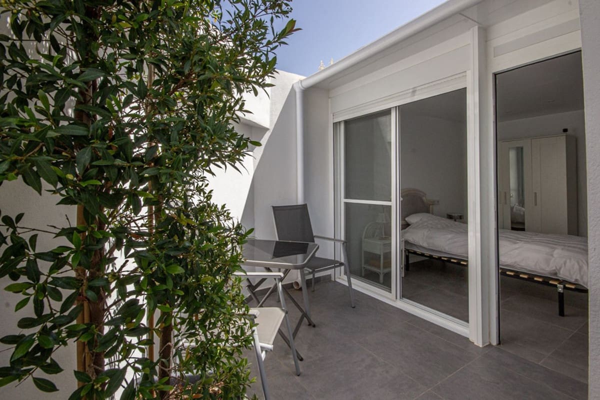 2 slaapkamer Villa te koop in Marbella met garage - € 489.000 (Ref: 10140821)