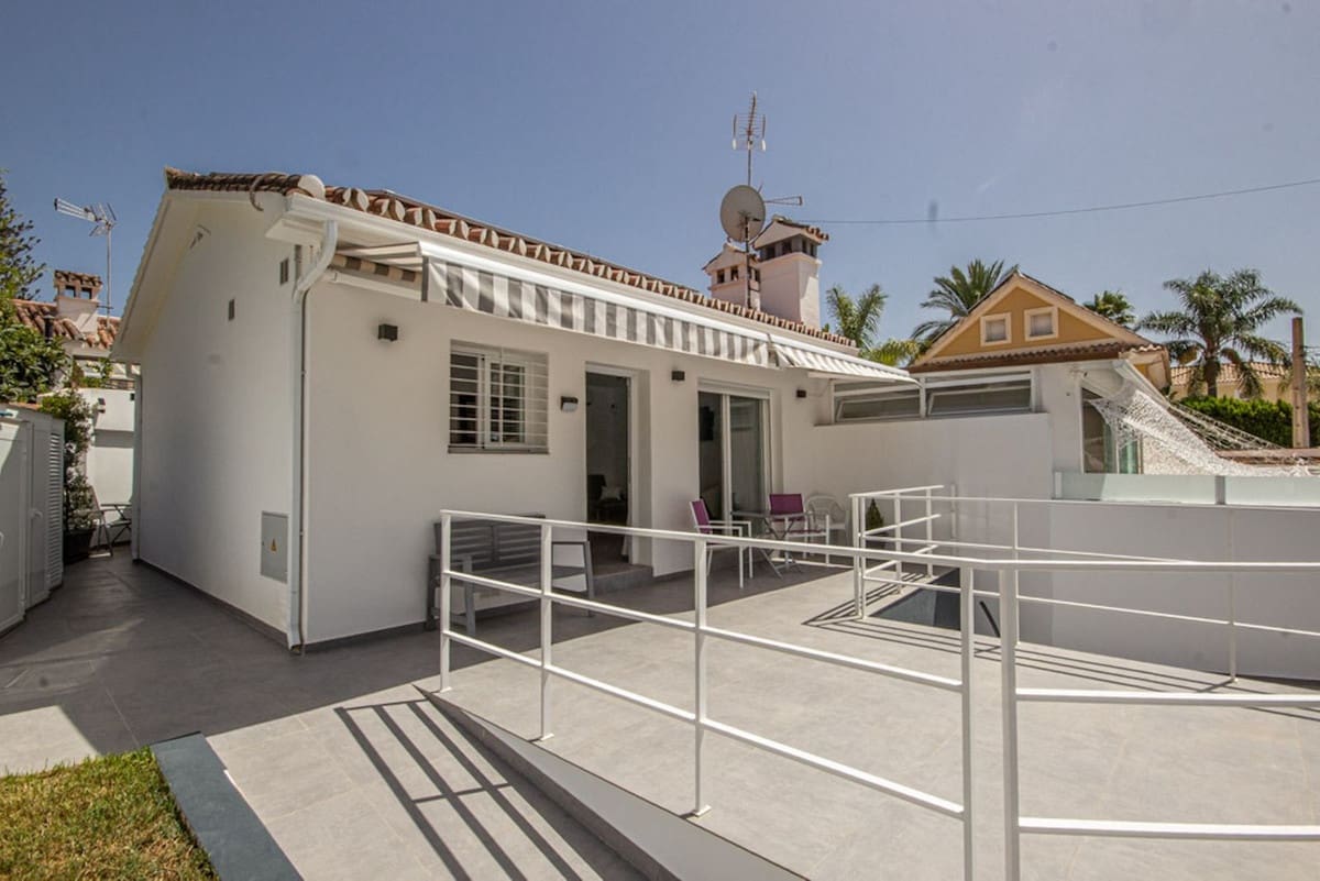 2 slaapkamer Villa te koop in Marbella met garage - € 489.000 (Ref: 10140821)