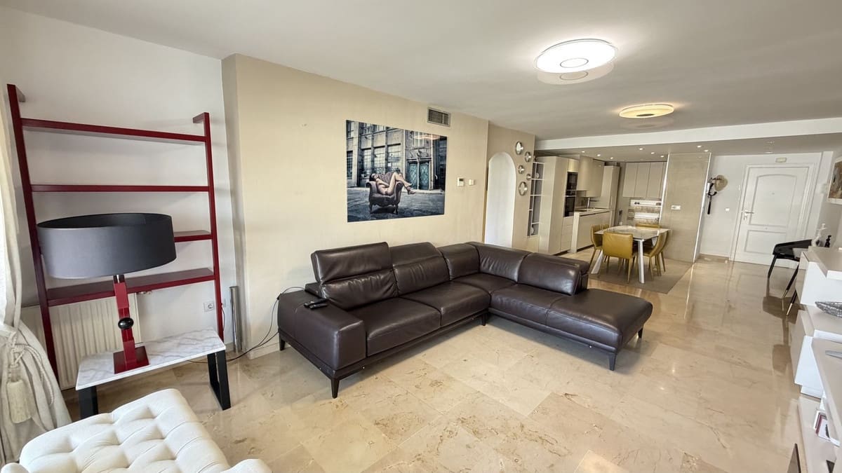 3 soverom Leilighet til salgs i Guadalmina med svømmebasseng garasje - € 498 000 (Ref: 10140831)