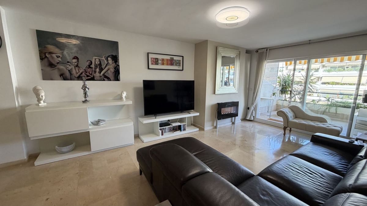 3 soverom Leilighet til salgs i Guadalmina med svømmebasseng garasje - € 498 000 (Ref: 10140831)