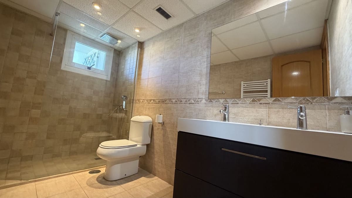 3 soverom Leilighet til salgs i Guadalmina med svømmebasseng garasje - € 498 000 (Ref: 10140831)