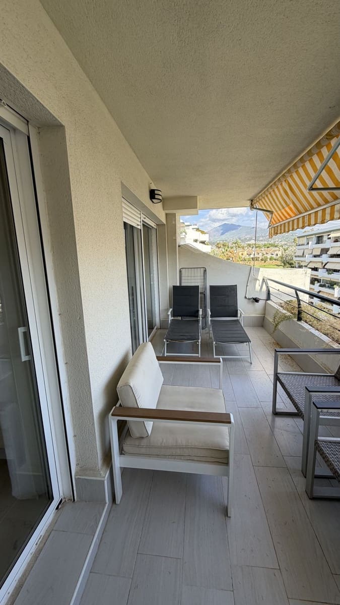3 soverom Leilighet til salgs i Guadalmina med svømmebasseng garasje - € 498 000 (Ref: 10140831)