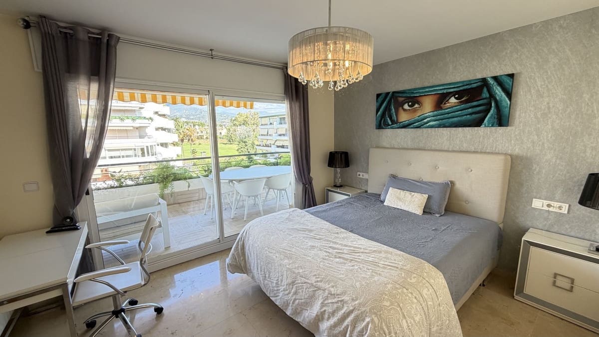 3 soverom Leilighet til salgs i Guadalmina med svømmebasseng garasje - € 498 000 (Ref: 10140831)