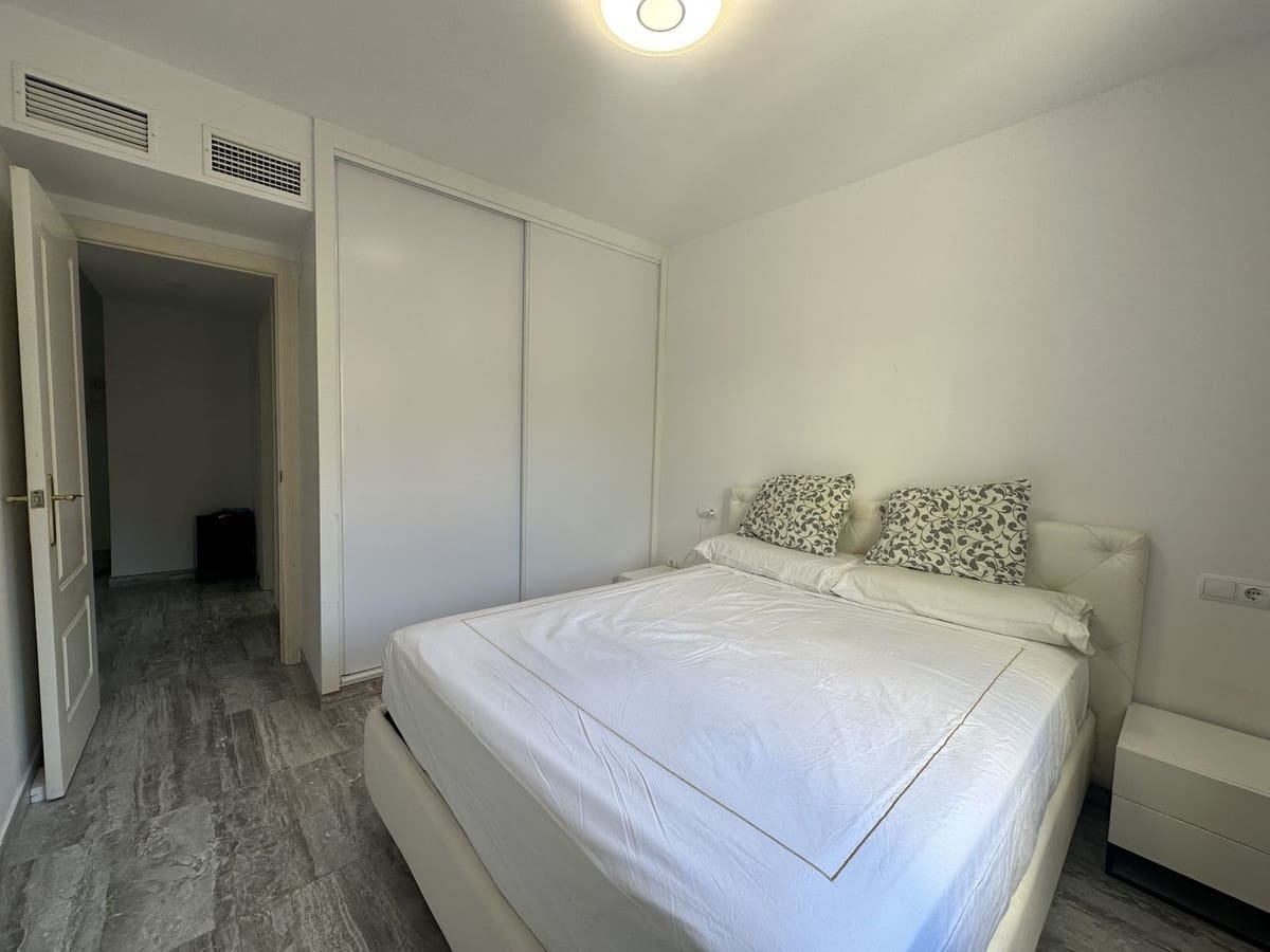 1 soverom Leilighet til salgs i Marbella med svømmebasseng garasje - € 390 000 (Ref: 10140903)
