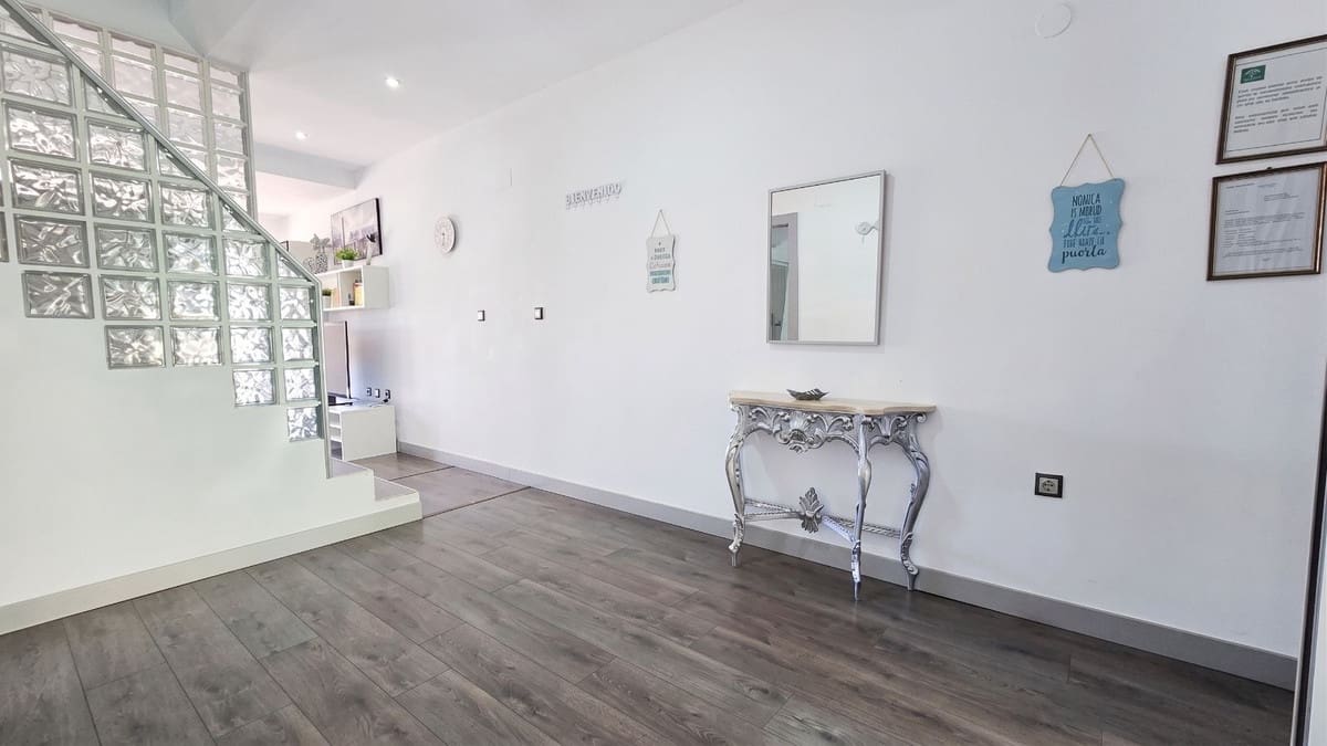 3 bedroom Apartment for sale in Torremolinos with pool garage - € 380,000 (Ref: 10140904)