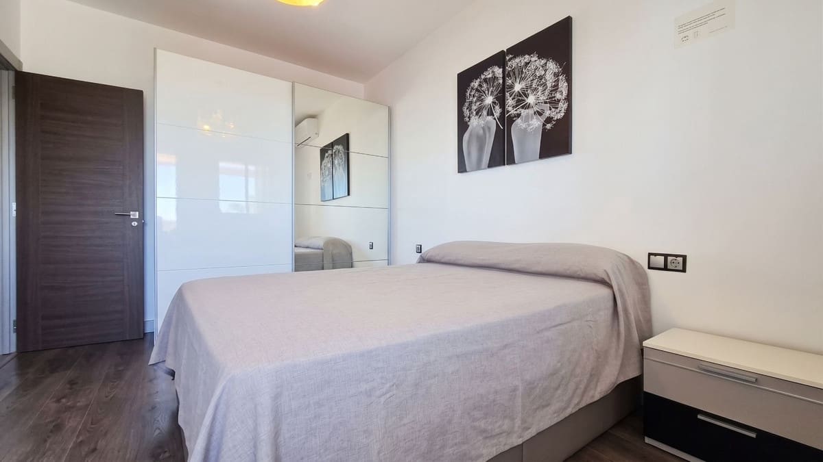 3 bedroom Apartment for sale in Torremolinos with pool garage - € 380,000 (Ref: 10140904)
