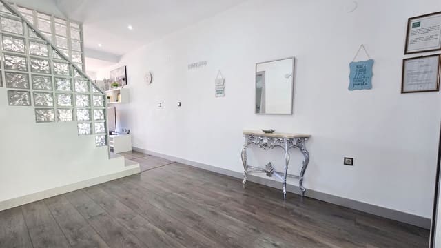 3 bedroom Apartment for sale in Torremolinos with pool garage - € 380,000 (Ref: 10140904)