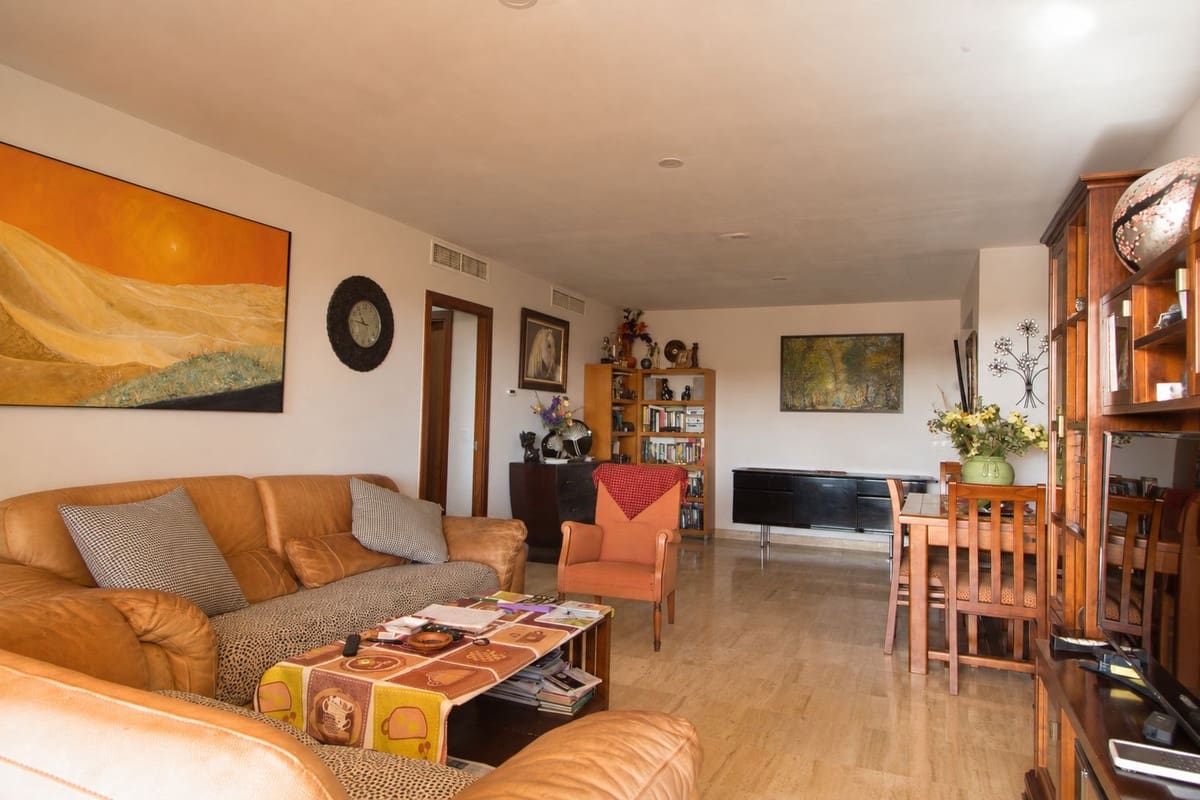 3 soverom Leilighet til salgs i Estepona med svømmebasseng garasje - € 487 000 (Ref: 10140905)