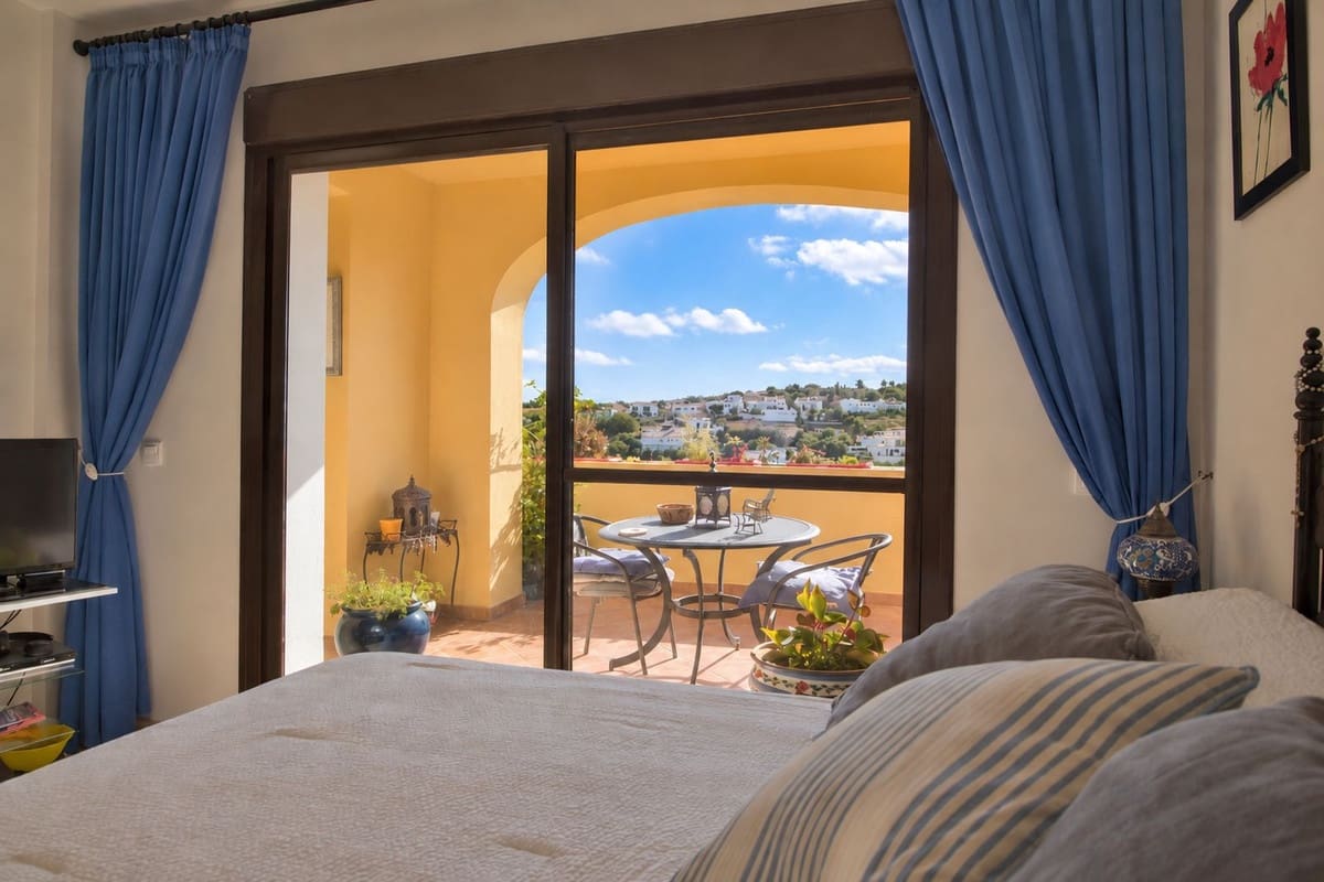 3 soverom Leilighet til salgs i Estepona med svømmebasseng garasje - € 487 000 (Ref: 10140905)