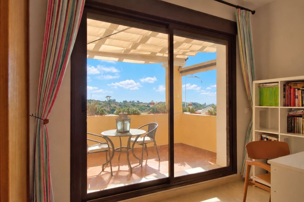 3 soverom Leilighet til salgs i Estepona med svømmebasseng garasje - € 487 000 (Ref: 10140905)