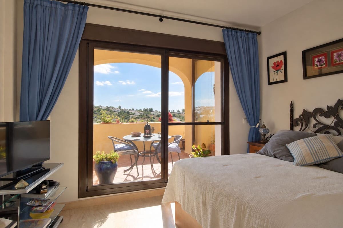 3 soverom Leilighet til salgs i Estepona med svømmebasseng garasje - € 487 000 (Ref: 10140905)