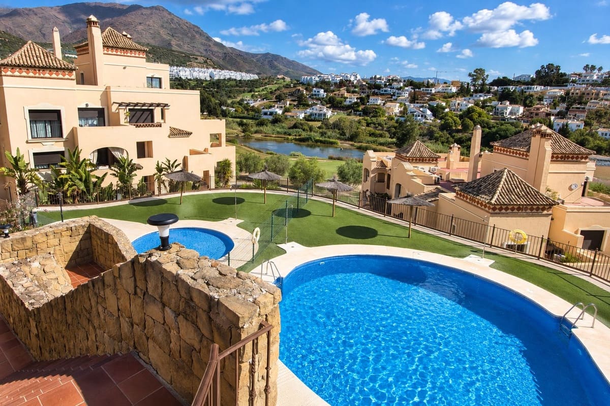 3 soverom Leilighet til salgs i Estepona med svømmebasseng garasje - € 487 000 (Ref: 10140905)