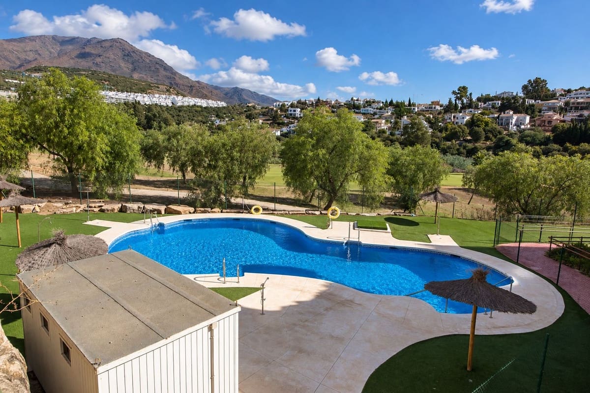 3 soverom Leilighet til salgs i Estepona med svømmebasseng garasje - € 487 000 (Ref: 10140905)