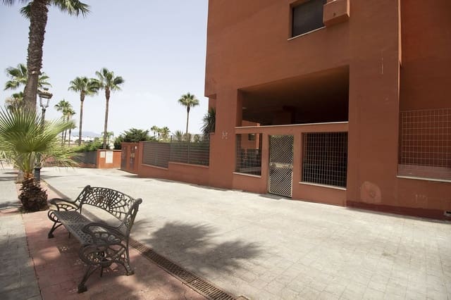 2 Zimmer Apartment zu verkaufen in Puerto de Estepona, Estepona mit Pool Garage - 450.000 € (Ref: 10140932)
