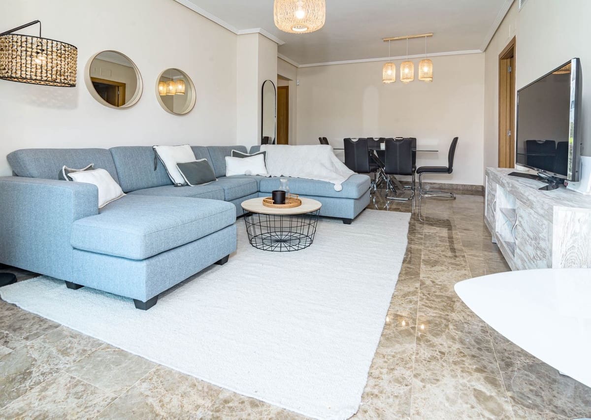 2 soveværelse Lejlighed til salg i New Golden Mile med swimmingpool garage - € 329.000 (Ref: 10140941)