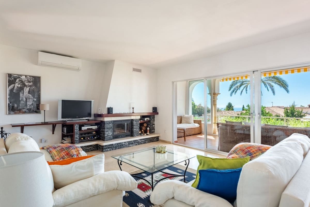 2 chambre Maison de Ville à vendre à Benahavis avec piscine - 490 000 € (Ref: 10140945)