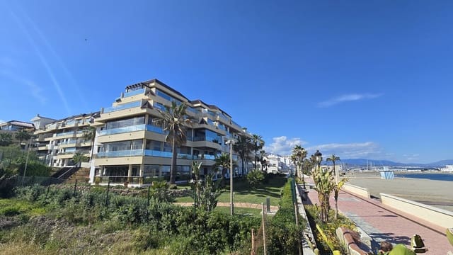 2 sovrum Lägenhet till salu i Castillo de la Duquesa, Manilva med pool garage - 429 000 € (Ref: 10140947)