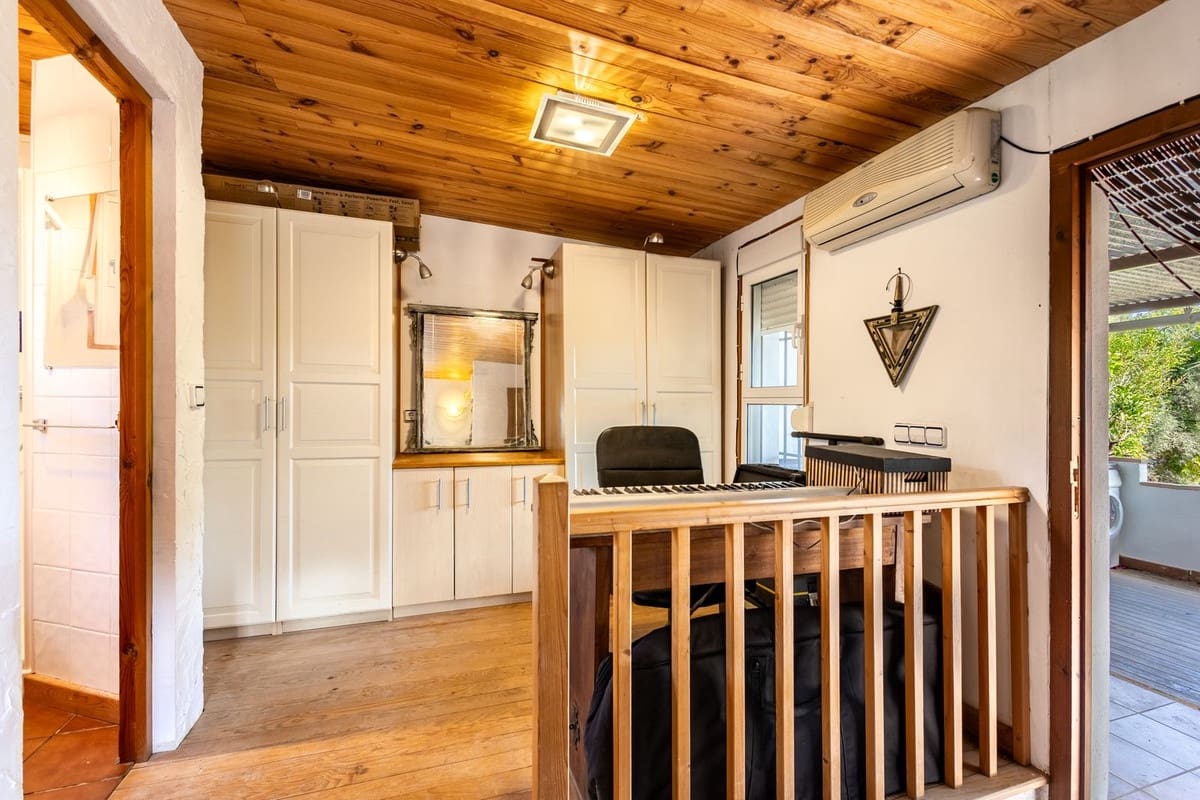3 slaapkamer Finca/Landhuis te koop in Coin met zwembad garage - € 325.000 (Ref: 10140951)