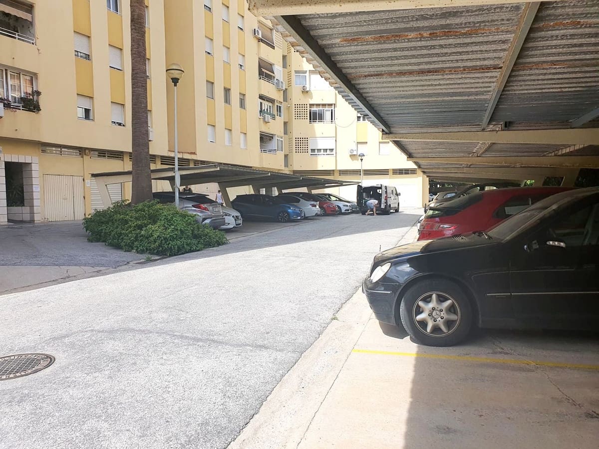 4 bedroom Apartment for sale in Torremolinos with pool garage - € 420,000 (Ref: 10140964)