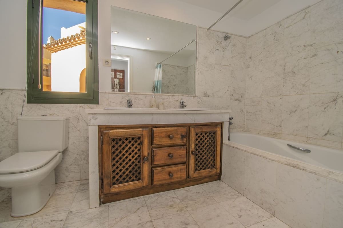 2 Zimmer Apartment zu verkaufen in Atalaya-Isdabe mit Pool Garage - 399.000 € (Ref: 10140966)