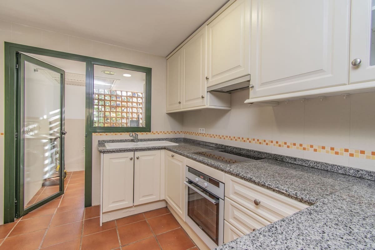 2 Zimmer Apartment zu verkaufen in Atalaya-Isdabe mit Pool Garage - 399.000 € (Ref: 10140966)