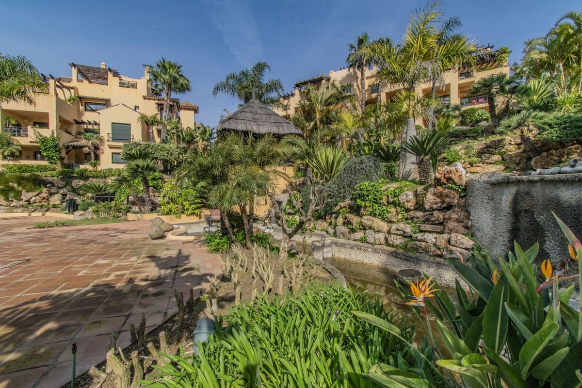 2 Zimmer Apartment zu verkaufen in Atalaya-Isdabe mit Pool Garage - 399.000 € (Ref: 10140966)