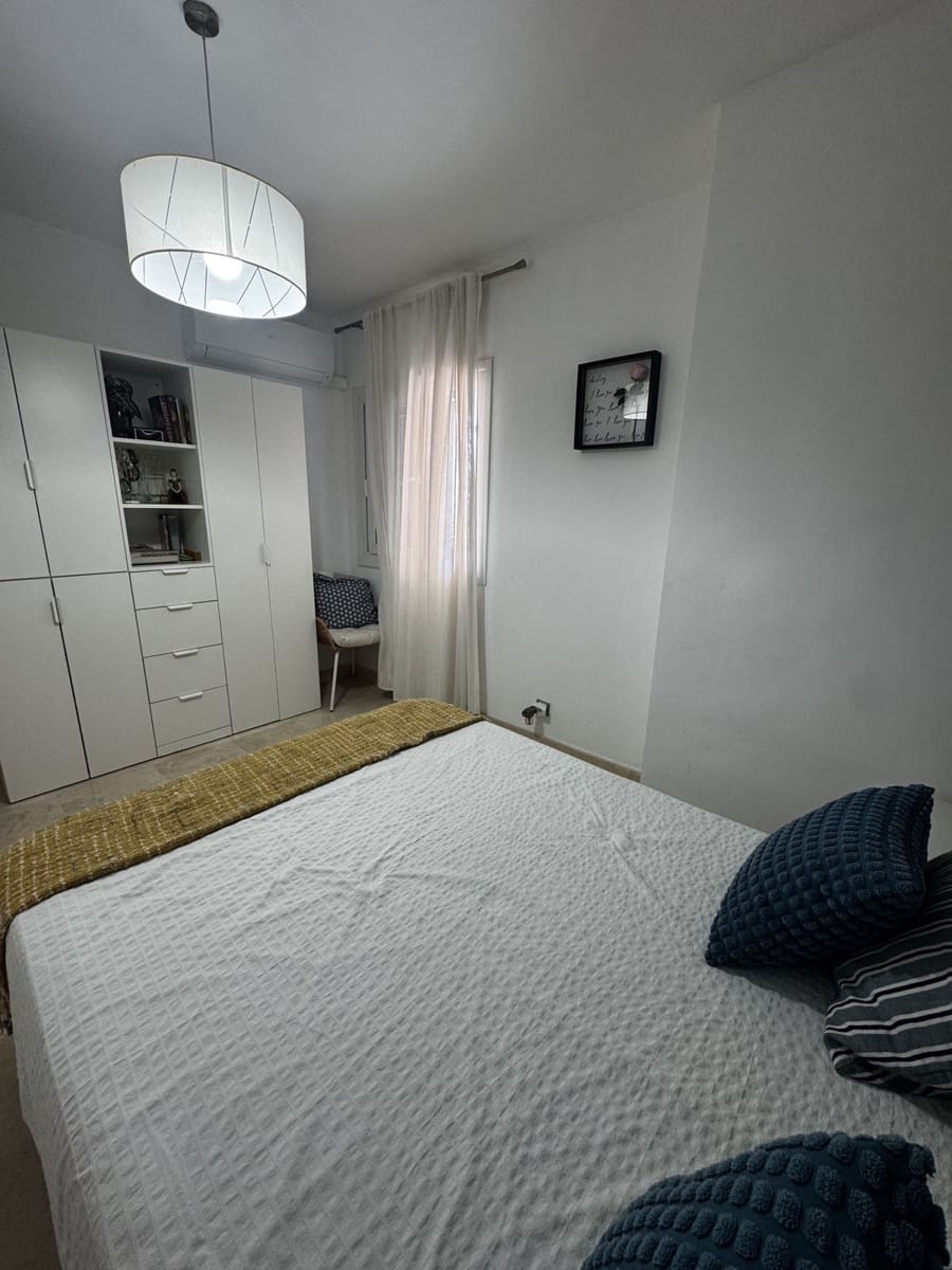 2 soverom Leilighet til salgs i Manilva med svømmebasseng garasje - € 430 000 (Ref: 10140989)