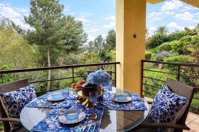 2 sypialnia Apartament na sprzedaż w Los Arqueros - Puerto del Almendro, Benahavís z basenem garażem - 389 000 € (Ref: 10141000)