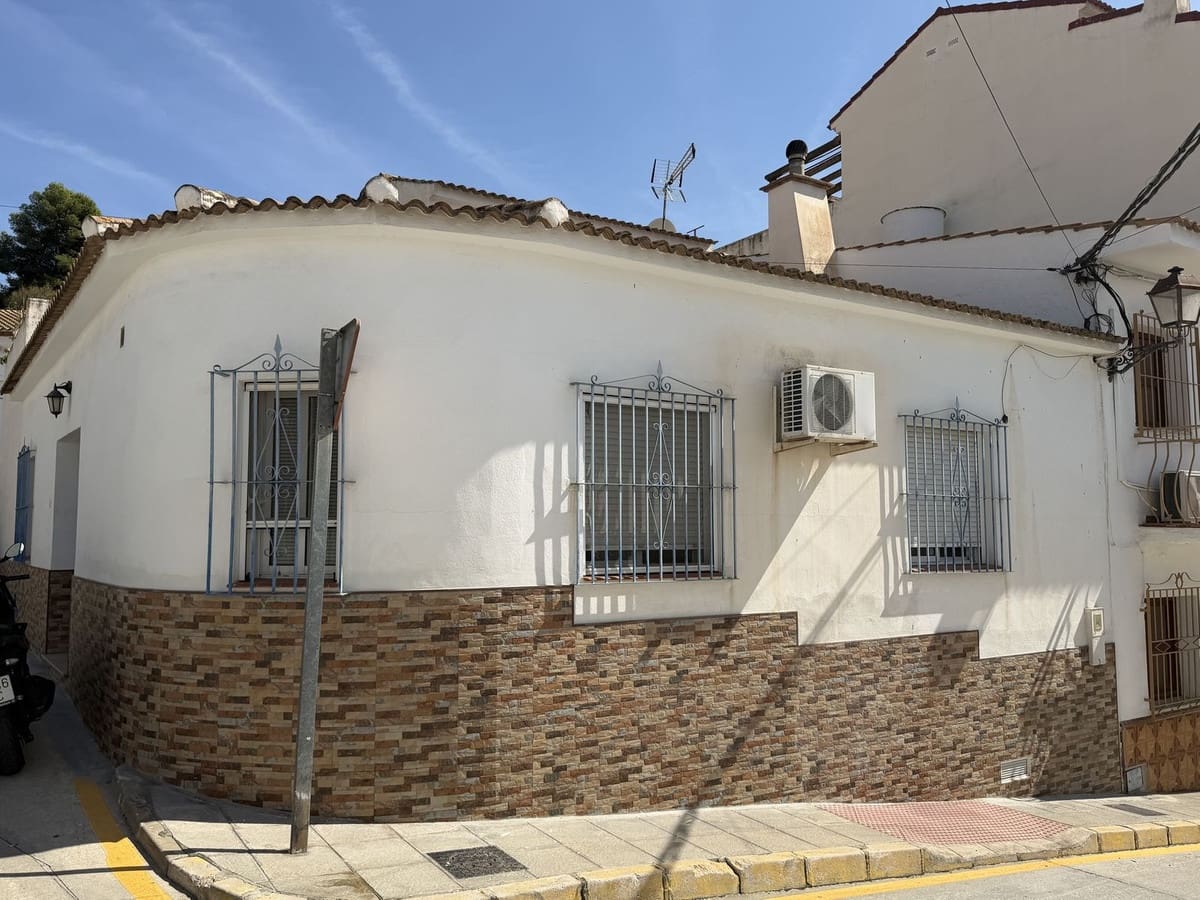 3 soveværelse Villa til salg i Benamargosa - € 275.000 (Ref: 10141005)