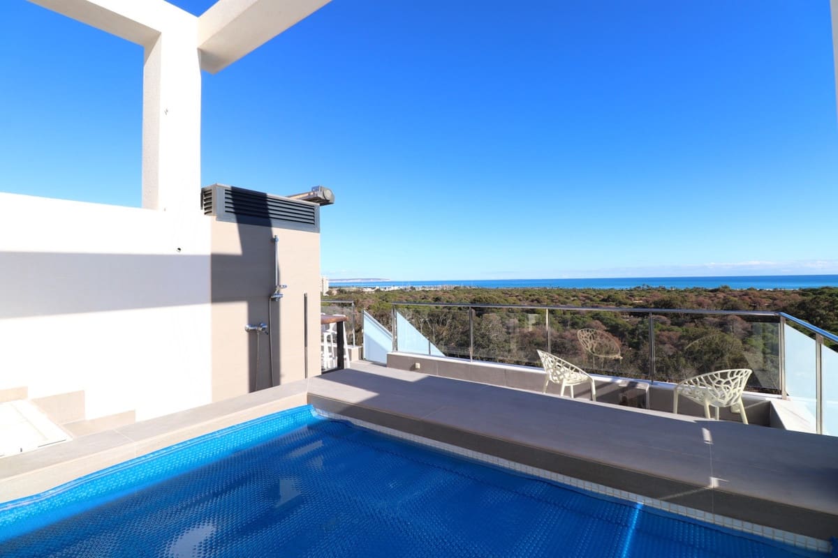 Apartamento de 3 habitaciones en Guardamar del Segura en venta con piscina garaje - 580.000 € (Ref: 10141245)