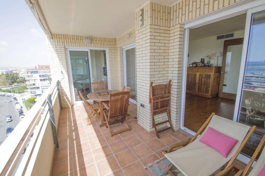 3 quarto Apartamento para venda em Torrevieja - 860 000 € (Ref: 10141268)