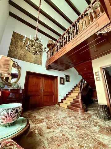 6 Zimmer Villa zu verkaufen in Alicante / Alacant Stadt mit Pool Garage - 1.350.000 € (Ref: 10141271)