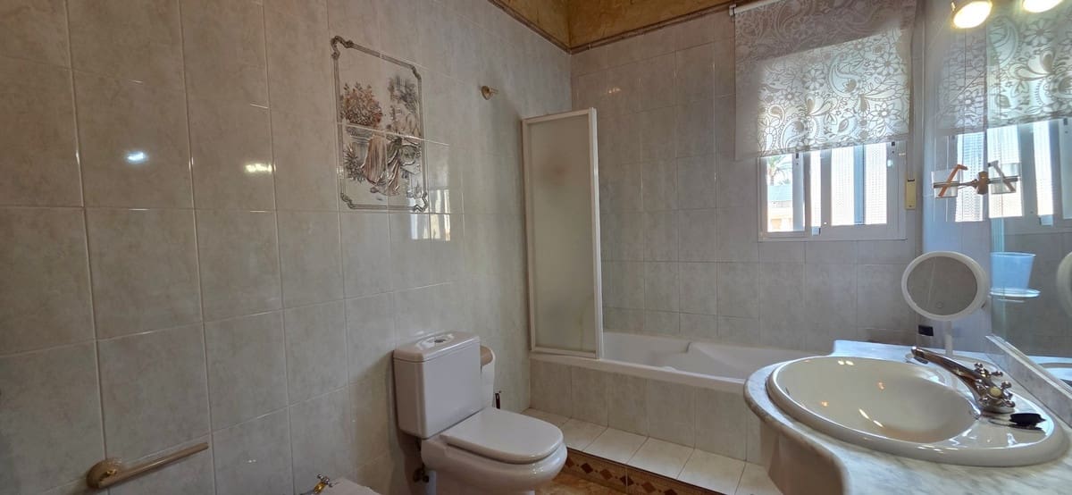 5 camera da letto Casa in vendita in San Isidro con piscina garage - 325.000 € (Rif: 10141272)