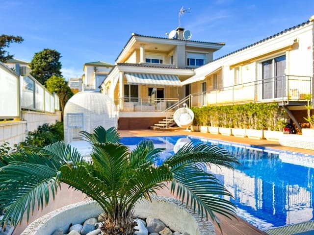 5 soverom Villa til salgs i Los Europeos, Torrevieja med svømmebasseng - € 1 170 000 (Ref: 10141287)