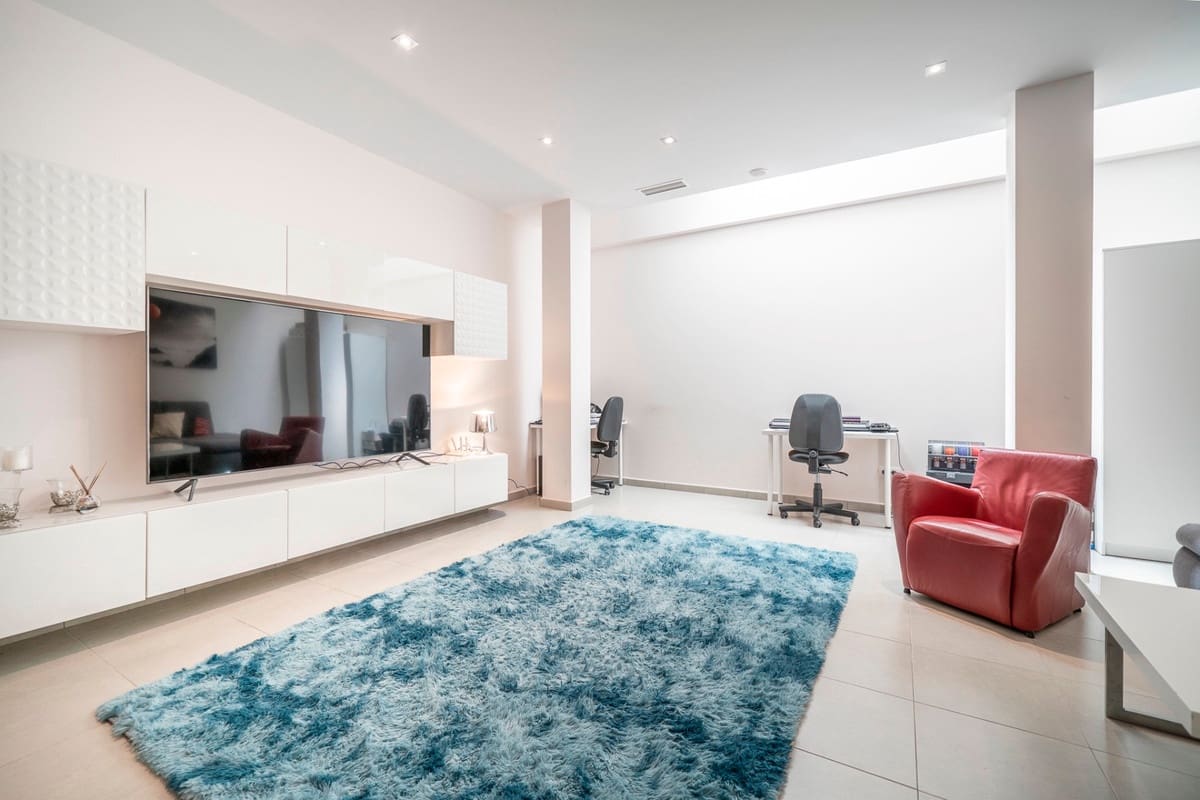 5 soveværelse Villa til salg i Torrevieja med swimmingpool - € 559.000 (Ref: 10141289)