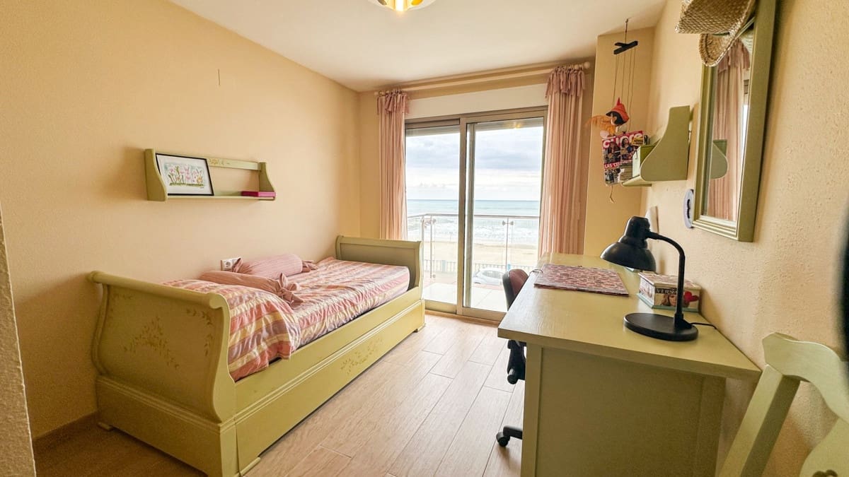 4 sypialnia Apartament na sprzedaż w Torrevieja z basenem garażem - 680 000 € (Ref: 10141291)