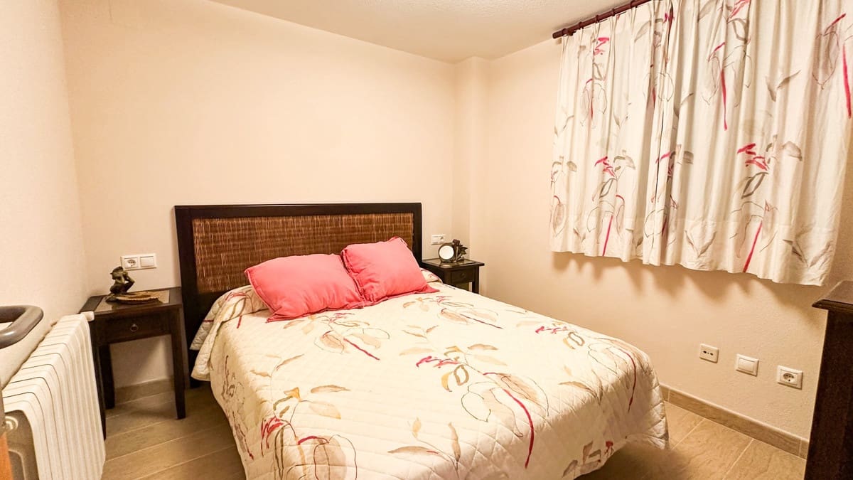 4 sypialnia Apartament na sprzedaż w Torrevieja z basenem garażem - 680 000 € (Ref: 10141291)