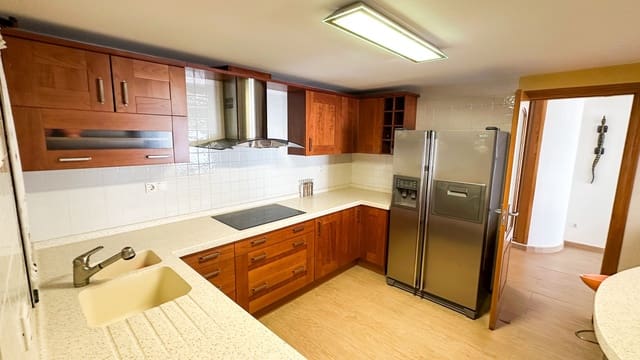 4 slaapkamer Appartement te koop in Playa del Cura, Torrevieja met zwembad garage - € 680.000 (Ref: 10141291)