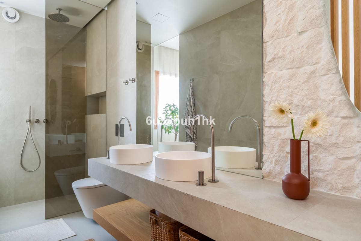 4 soverom Hus til salgs i Nueva Andalucia med svømmebasseng garasje - € 1 575 000 (Ref: 10142140)