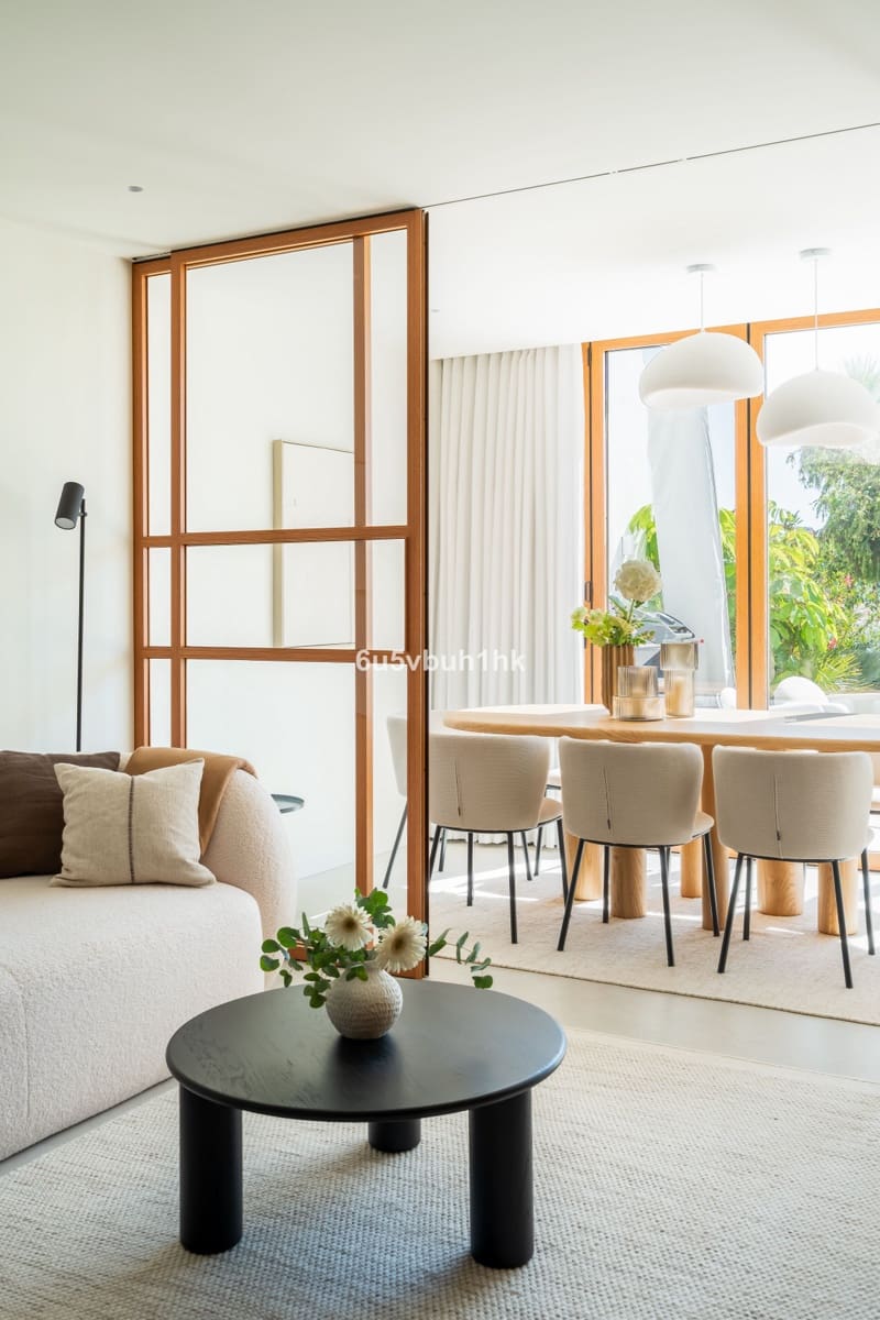 4 soverom Hus til salgs i Nueva Andalucia med svømmebasseng garasje - € 1 575 000 (Ref: 10142140)